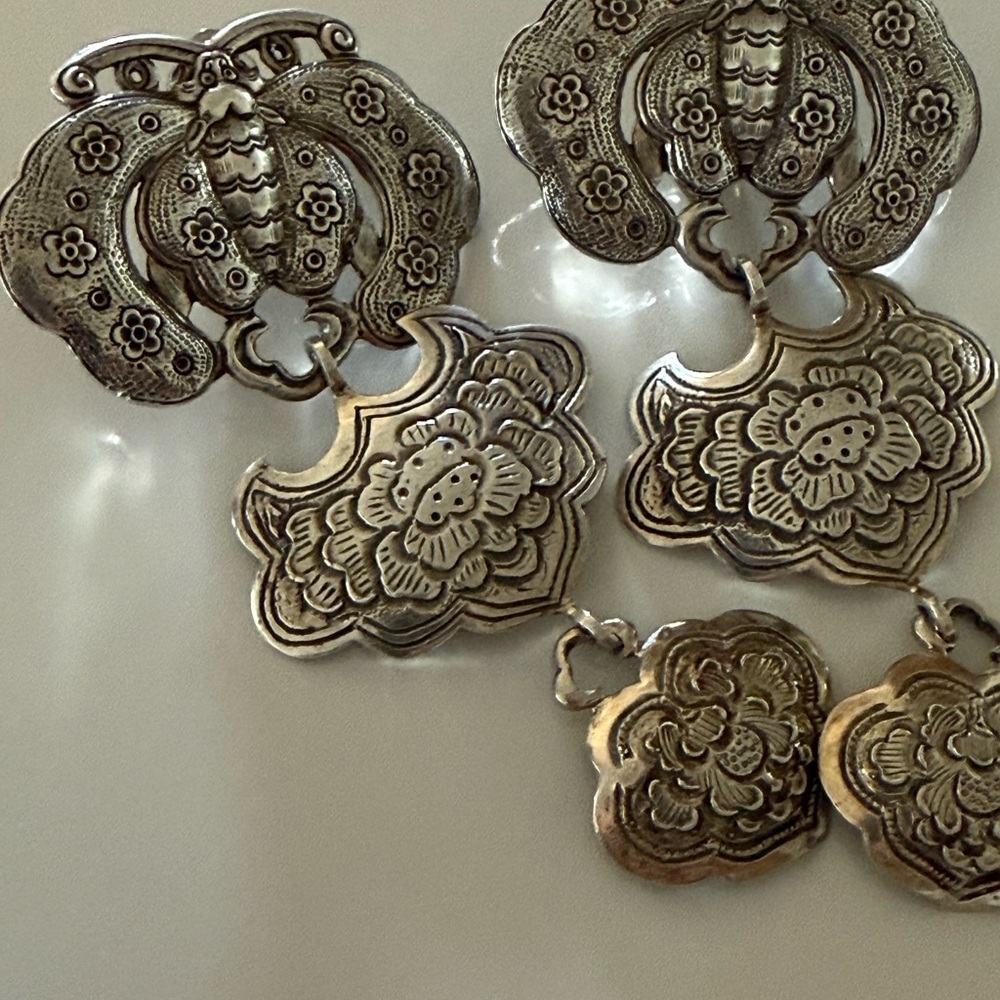 Stephen Dweck Ornate Silver Earrings - Picture 3 of 6